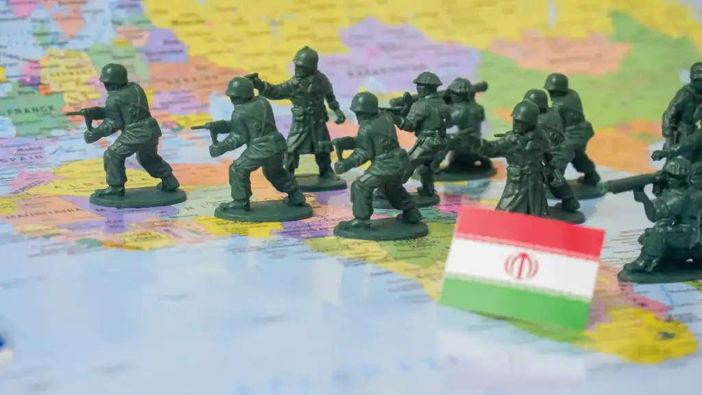 China Defies US Sanctions on Iranian Refiners