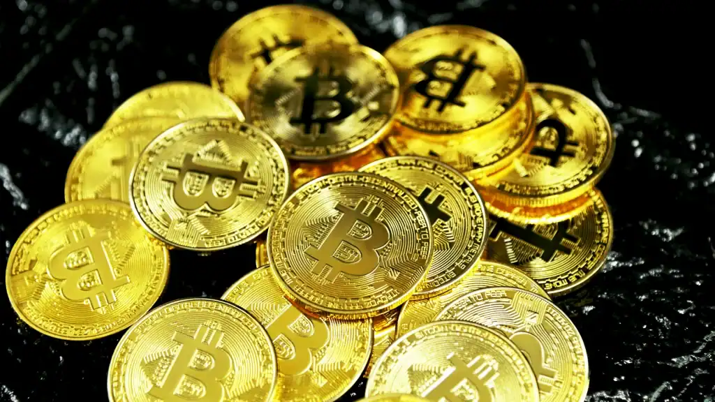 Peter Brandt Bitcoin Forecast: $250K by Late 2029