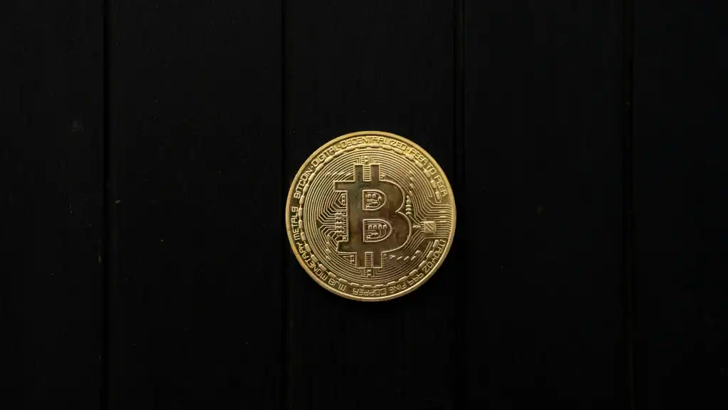 BlackRock Sells $1B as Bitcoin ETF Outflows Hit 2026 High