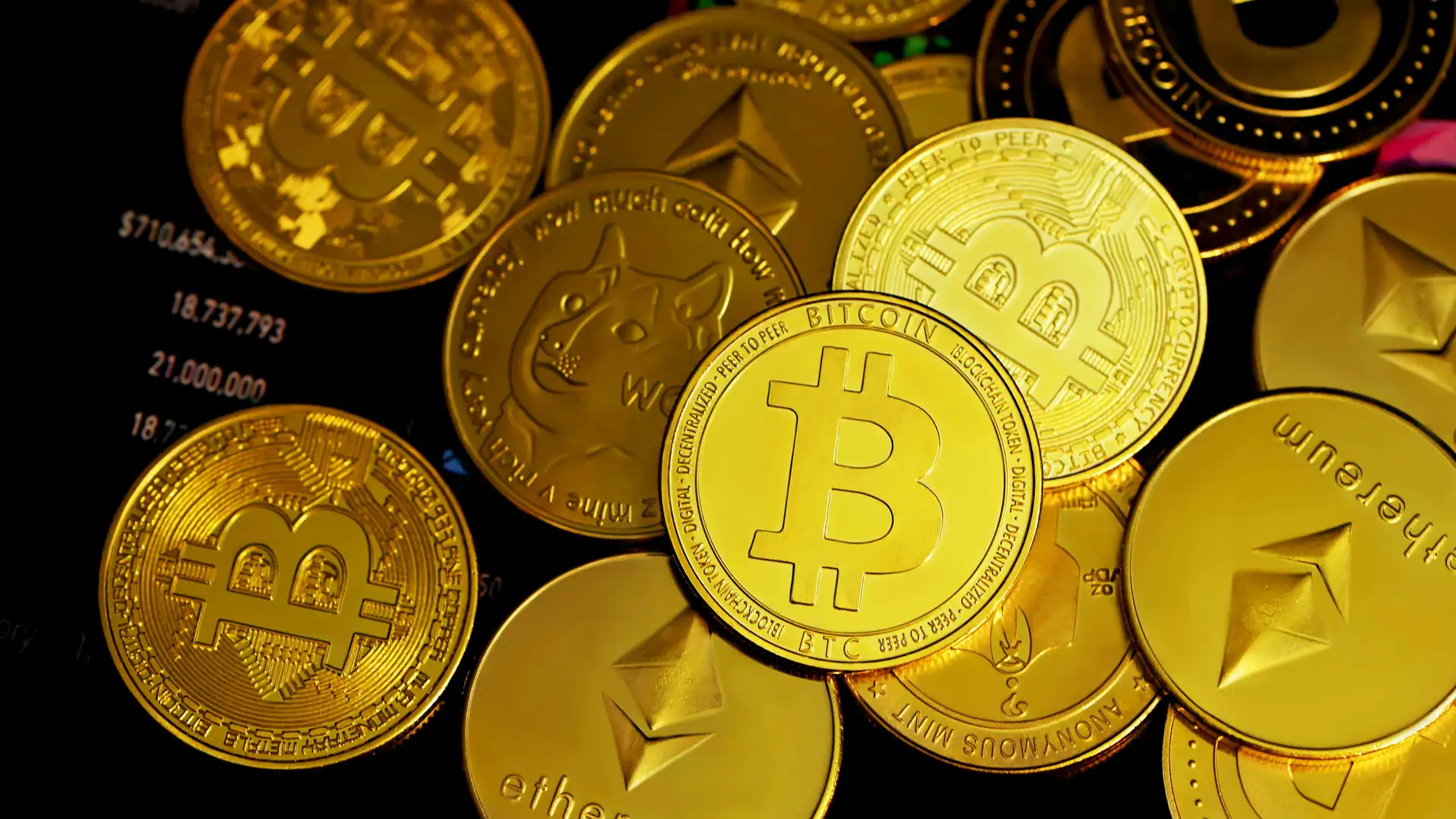 BlackRock Bitcoin ETF Sheds $528M Near-Record Outflow