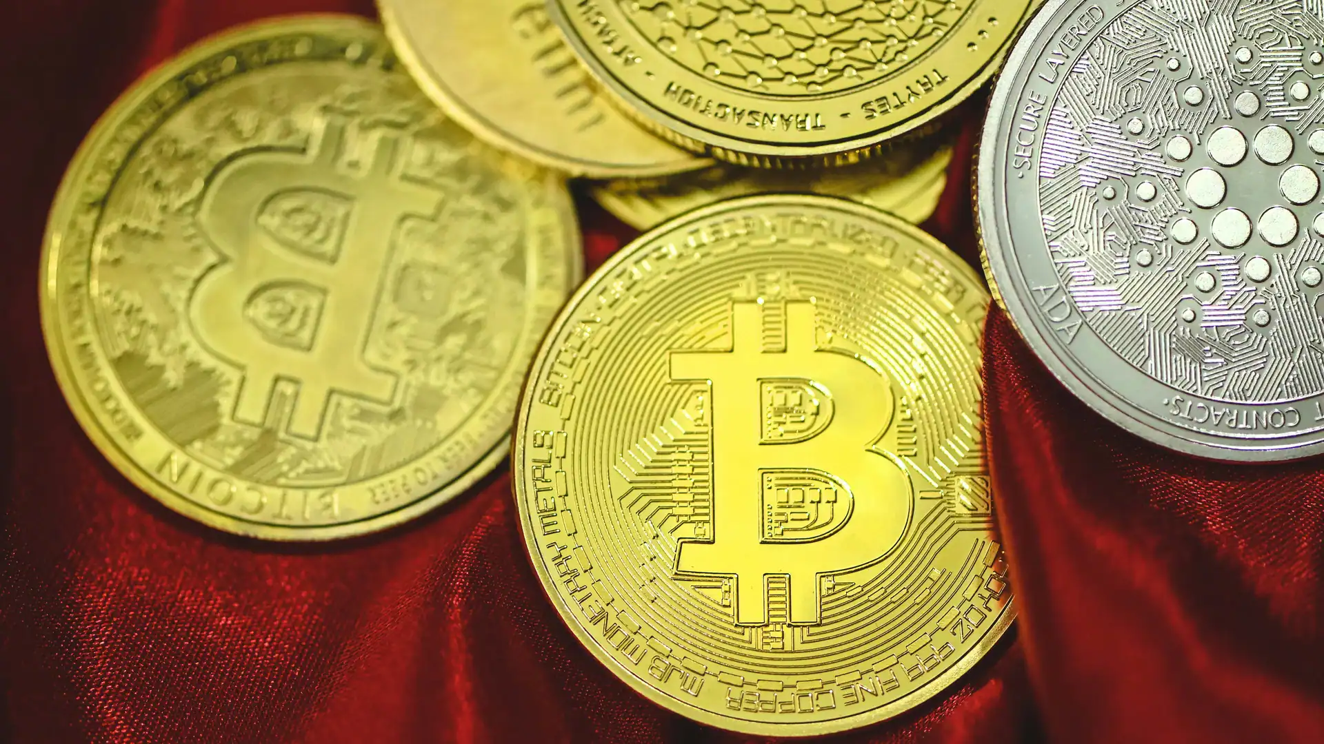 Strategy Bitcoin Sale: 32 BTC for $2.5M Funds Preferred Stock