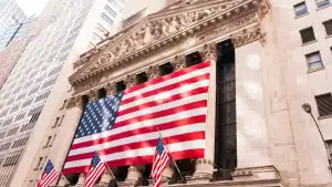 Solana ETF Hits $1B But SOL Price Keeps Falling