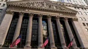 Dogecoin ETF Inflows Jump 29% as Bollinger Squeeze Targets $0.1