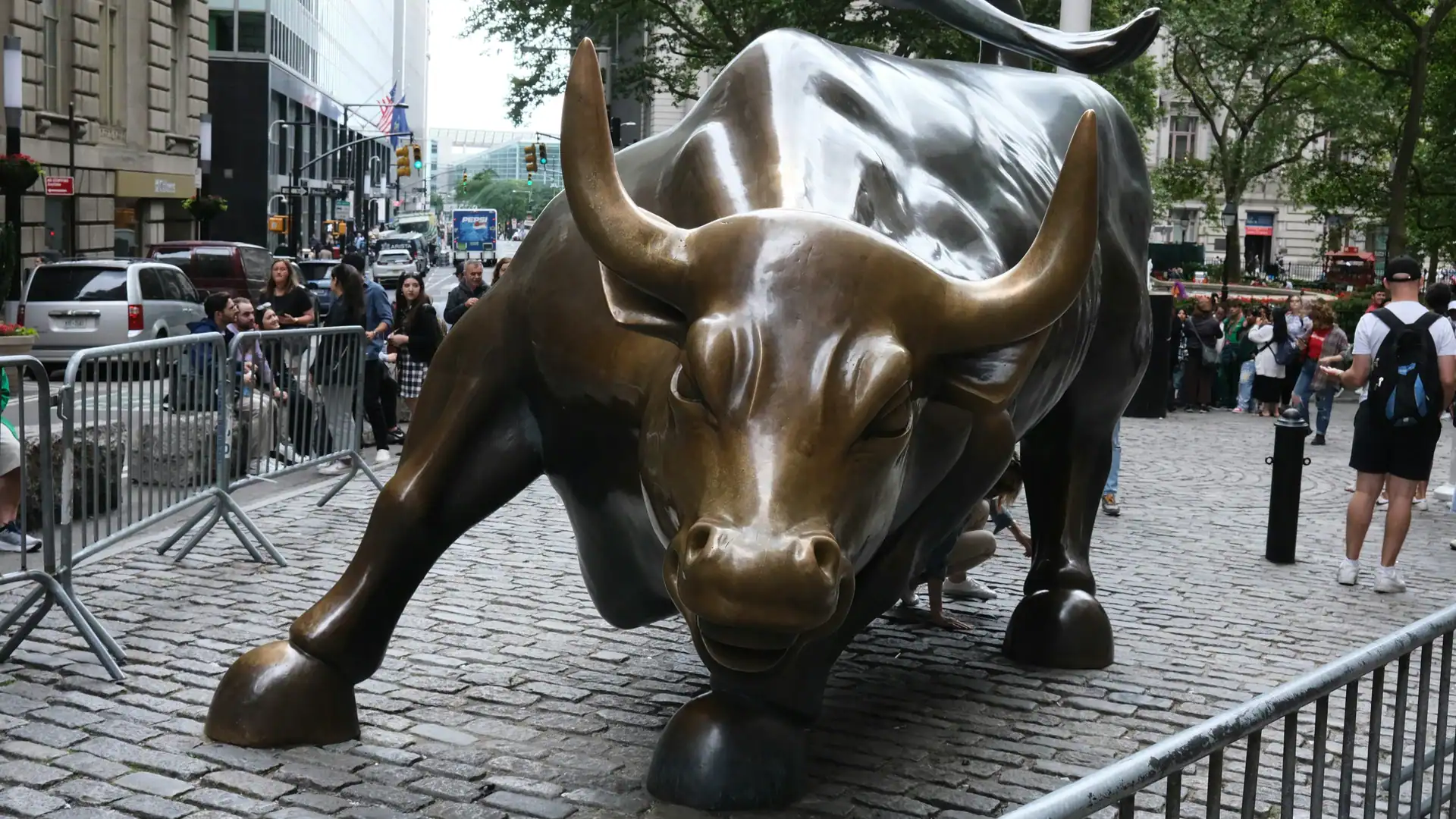 Binance Lists Microsoft Meta Tokenized Stocks Amid $347B RWA Token Surge