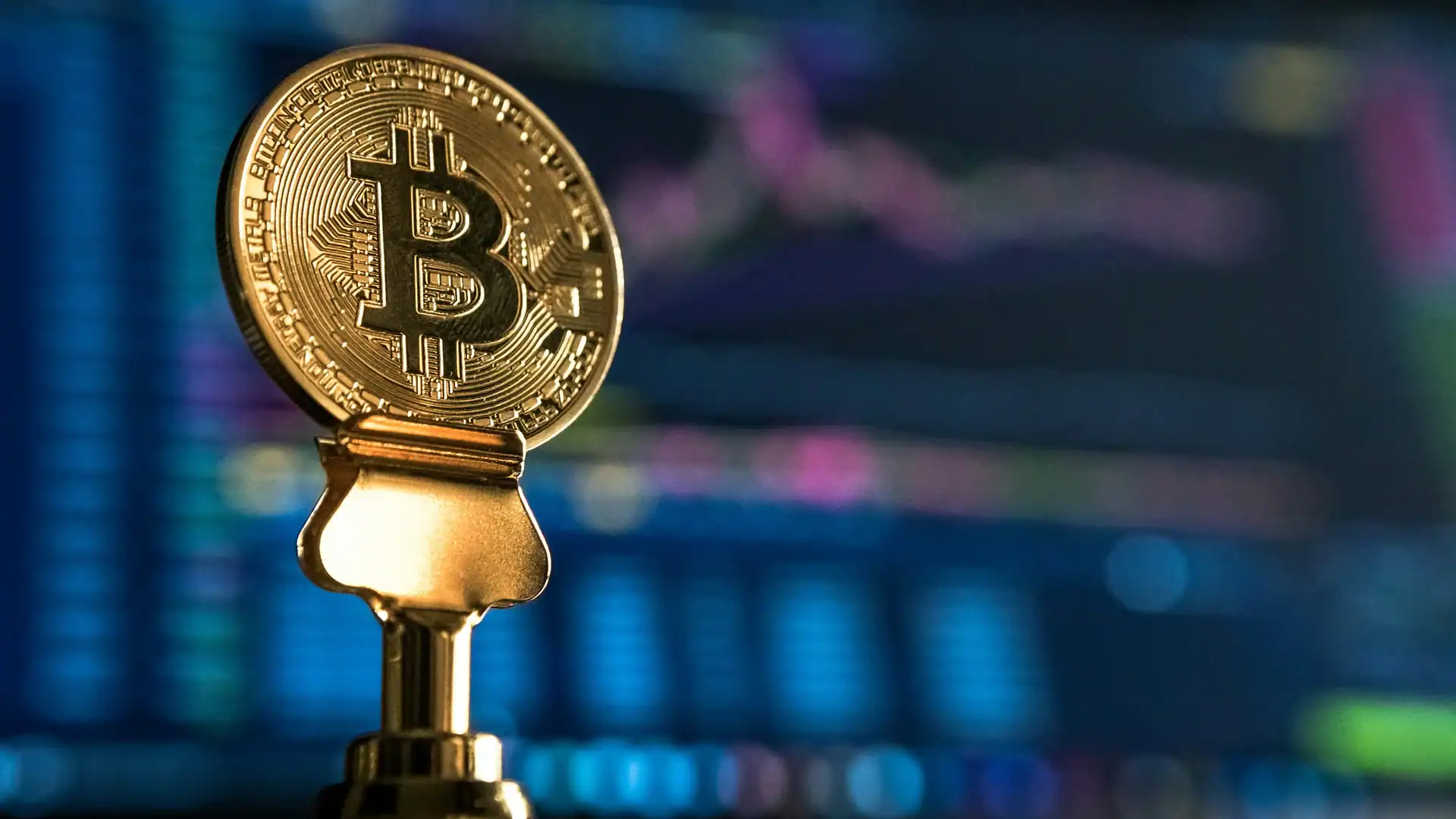 Citi Bitcoin Price Target Cut to $82,000 as ETF Flows Dry