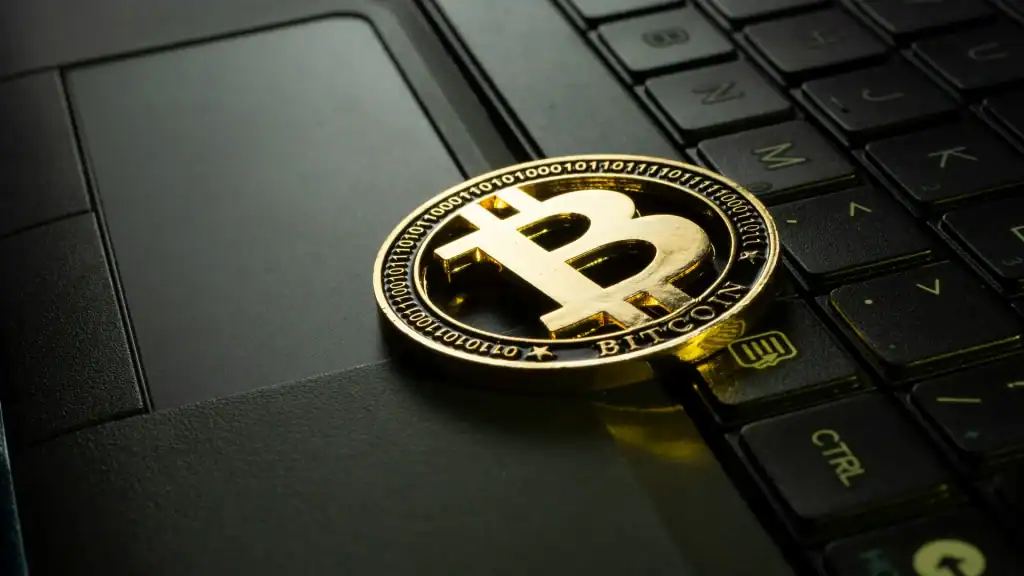 CashCat Meme Coin Hits Robinhood Chain: Bitcoin, XRP Rally